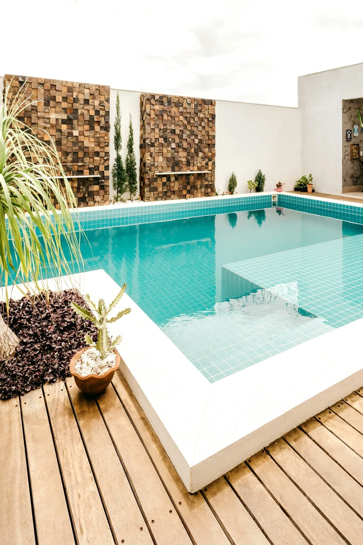 Queensland lifestyle, home with a pool
